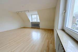 Charmante 3-Zimmer-Dachgeschosswohnung in der Ulmer Weststadt – Die vollständige Adresse der Immobilie erhältst du vom Anbieter., 89077 Weststadt, Ulm – Vorschaubild 2