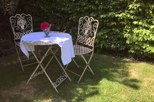 Tolle Gelegenheit - Einziehen & wohlfühlen! Großes Einfamilienhaus mit großem Garten und Kamin – Die vollständige Adresse der Immobilie erhältst du vom Anbieter., 65321 Heidenrod – Vorschaubild 4