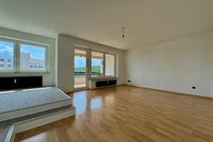 Helle 2,5-Zimmer-Wohnung mit EBK, Balkon & Garage– ruhig am Waldrand gelegen – Hildesheim (Kreis) – Vorschaubild 4