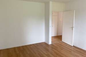Wohnen im Grünen! Renovierte 3-Zimmer-Wohnung mit Balkon + Tageslichtbad, guter Schnitt + Stellplatz – Graf-von-Stauffenberg-Straße 10 a, 33615 Schildesche, Bielefeld – Vorschaubild 12