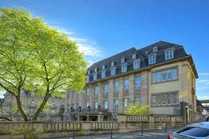 Wiesbaden: Perfekte 2 Zi-Kapitalanlage! Herrschaftliches Wohnen i. d. Kaiser-Friedrich-Residenz! – Die vollständige Adresse der Immobilie erhältst du vom Anbieter., 65183 Mitte, Wiesbaden – Vorschaubild 2