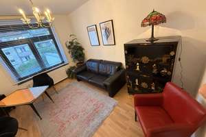 Möbliert auf Zeit: 2-Zimmer-Altbau Altstadt, ruhige Seitenstraße, 5 Min zum Rhein – 40213 Altstadt, Düsseldorf – Vorschaubild 22