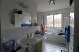 Attraktive Kapitalanlage: Gut geschnittene 3-Zimmer-Wohnung mit Wintergarten – Güntherstrasse 7, 10318 Karlshorst, Berlin – Vorschaubild 3