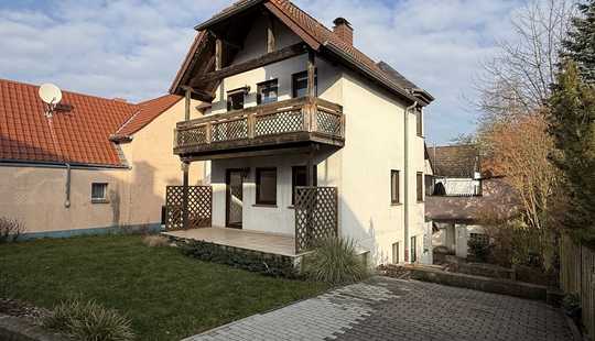 Bild von Gepflegtes Einfamilienhaus mit Platz für die ganze Familie