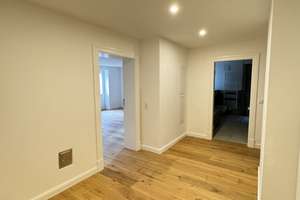 Elegante und helle Souterrainwohnung in Jugendstilvilla! – Die vollständige Adresse der Immobilie erhältst du vom Anbieter., 23564 Sankt Jürgen, Lübeck – Vorschaubild 3