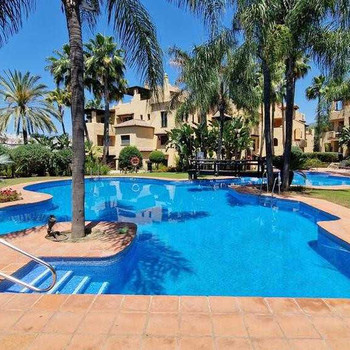 Immobilie zum Verkauf in Estepona