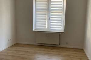 Wohnen wie im Haus: 3(+1) Zimmer, Wintergarten & eigener Garten – Dreifaltigkeitsstraße 00, 40625 Gerresheim, Düsseldorf – Vorschaubild 7
