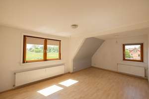 Gemütliche 2-Zimmer-Dachgeschosswohnung mit Dachbodenbenutzung in Querum – Bevenroder Str. 56, 38108 Wabe-Schunter-Beberbach, Braunschweig – Vorschaubild 4