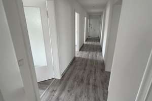 Geräumige 4-Zimmer DG Wohnung in zentraler Lage in Hannover Oststadt – Lister Meile 38, 30161 Oststadt, Hannover – Vorschaubild 6