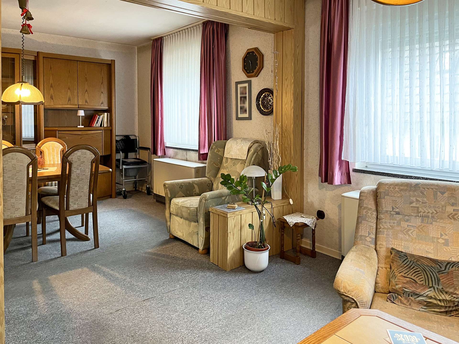 Immobilie in Hamm (Sieg) - Renovierungsbedürftige Doppelhaushälfte mit Garage auf einem Erbpachtgrundstück in Hamm/Sieg! - Bild 8