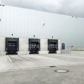 Logistikfläche | Zentral | PROVISIONSFREI | Rampen | 10m UKB