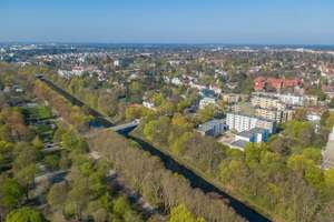 ERSTKLASSIGE 3,5 ZI. WOHNUNG MIT GROßEM BALKON - IN BELIEBTER LAGE DICHT AM TELTOWKANAL – Die vollständige Adresse der Immobilie erhältst du vom Anbieter., 12207 Lichterfelde, Berlin – Vorschaubild 6