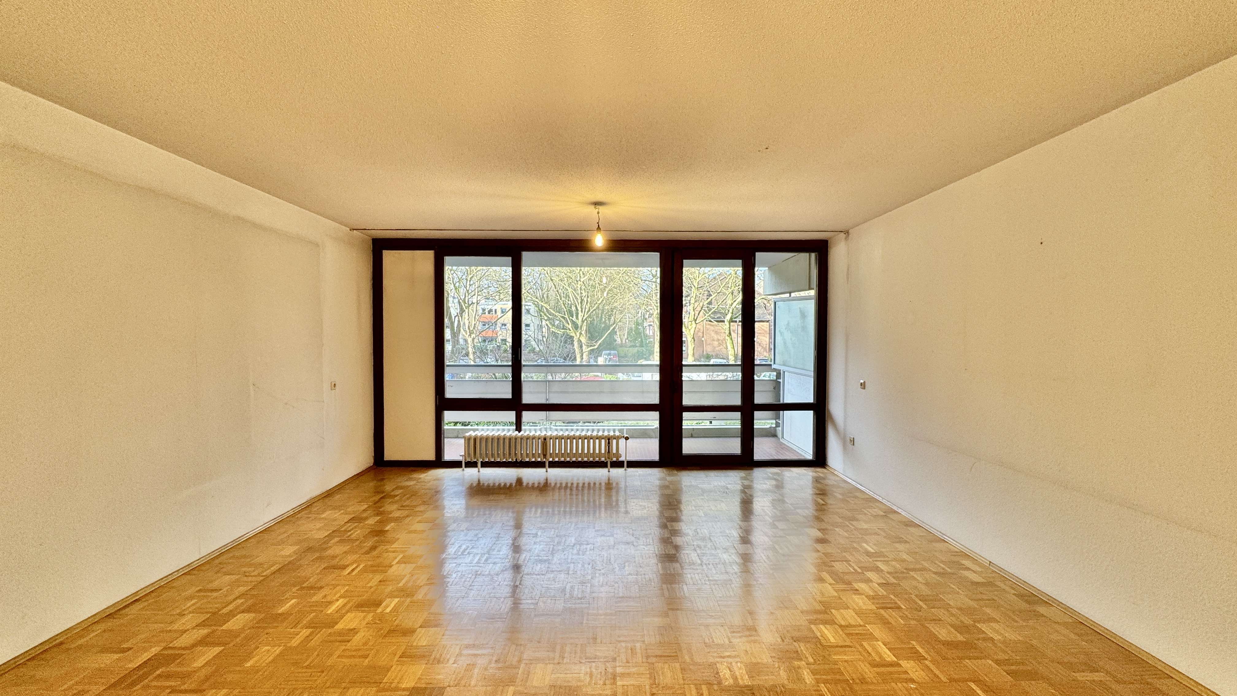 3-Zimmer-Wohnung mit eigenem Gartenanteil, Terrasse und Balkon inkl. 2 Garagen in Köln-Weiden, Köln – Bild 4
