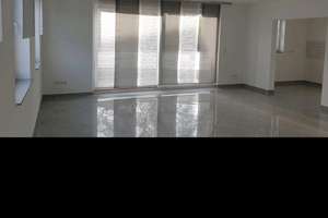  Gepflegtes, lichtdurchflutetes Reiheneckhaus mit Terrasse, Garage & separatem Apartment – Mönnigstraße 1a, 50737 Longerich, Köln – Vorschaubild 2