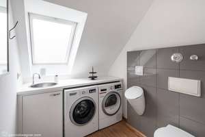 Helle Maisonette-Dachgeschosswohnung (ca. 102 m²) mit Loggia in Mannheim M3 – ab sofort – Die vollständige Adresse der Immobilie erhältst du vom Anbieter., 68161 Innenstadt/Jungbusch, Mannheim – Vorschaubild 10