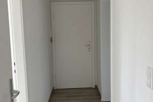 Frisch sanierte Seniorenwohnung mit ebenerdiger Dusche – Hirschgraben 11, 38226 Lebenstedt, Salzgitter – Vorschaubild 5