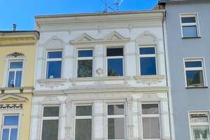 Investmentchance: 7-Parteien-Haus mit zwei leerstehenden Einheiten in Stadtmitte