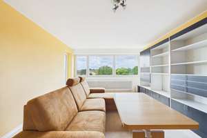 Penthousewohnung in Findorff mit Fahrstuhl, Blick ins Grüne und Potenzial – Die vollständige Adresse der Immobilie erhältst du vom Anbieter., 28215 Weidedamm, Bremen – Vorschaubild 2