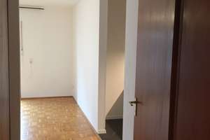Erdgeschoss-Appartement in ruhiger Wohnlage mit überdachter sonniger Terrasse in Essen-Bredeney – Die vollständige Adresse der Immobilie erhältst du vom Anbieter., 45133 Bredeney, Essen – Vorschaubild 13