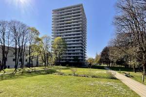 Reizende 2 Zi. Wohnung mir Fernblick über München – Die vollständige Adresse der Immobilie erhältst du vom Anbieter., 81927 Englschalking, München – Vorschaubild 1