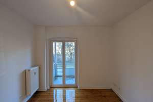 Gemütliches 2 Zimmer Apartment mit Balkon im Herzen von Weißensee zu vermieten! – Schmohlstr. 21, 13086 Weißensee, Berlin – Vorschaubild 1