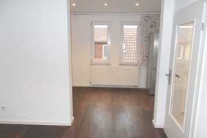 Traumwohnung! Ruhig und Zentral mit bester Infrastruktur und hochwertiger Ausstattung. – Sankt-Pöltener-Strasse 58, 70469 Stuttgart – Vorschaubild 8