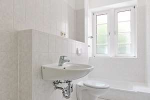 Hildebrandstr. 43, E R - Schöne 3-Zimmer Wohnung mit Tageslichtbad! – Hildebrandstr. 43, 38112 Nordstadt, Braunschweig – Vorschaubild 2
