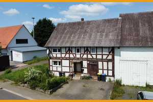 GEMÜTLICHES FACHWERKHAUS MIT KLEINEM GARTEN! 
KEINE KÄUFERPROVISION! – Vogelsbergkreis – Vorschaubild 3