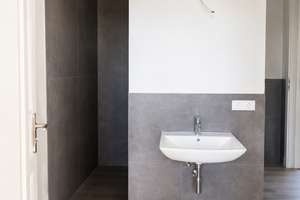 Sanierte Altbauwohnung im Denkmalhaus – Feldblick, hohe Decken & Designbad – Winkelhauser Straße 2, 47228 Bergheim, Duisburg – Vorschaubild 13