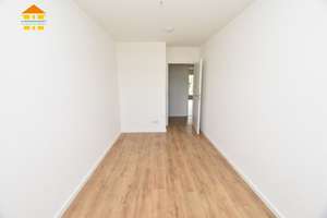 Frisch renovierte 3-Raum mit Balkon, Opt. auf EBK, Stellplatz – Heinrich-Schütz-Straße 90, 9130 Sonnenberg, Chemnitz – Vorschaubild 5