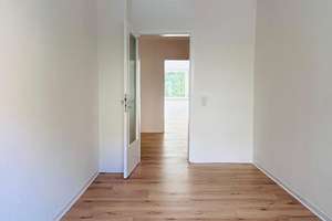 Moderne 3-Zimmer-Wohnung mit Balkon und Einbauküche – Leimbachweg 26, 51069 Dünnwald, Köln – Vorschaubild 8
