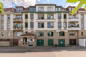 Traumhafte, große Villa- Wohnetage mit attraktivem Altbau Flair und Option auf Terrasse mit Garten – Die vollständige Adresse der Immobilie erhältst du vom Anbieter., 70190 Ostheim, Stuttgart – Vorschaubild 7