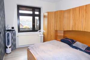 Gelsenkirchen-Altstadt!
Altbau-Etagenwohnung mit Balkon in kleiner WEG-Anlage. – Die vollständige Adresse der Immobilie erhältst du vom Anbieter., 45879 Altstadt, Gelsenkirchen – Vorschaubild 6