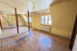 Sanierungsbedürftige Wohnung in Stuttgart-Süd!