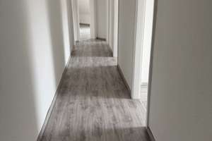 Geräumige 4-Zimmer DG Wohnung in zentraler Lage in Hannover Oststadt – Lister Meile 38, 30161 Oststadt, Hannover – Vorschaubild 1
