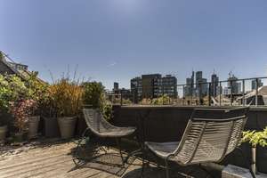 NEU *Paul & Partner*  STILVOLLE-MAISONETTE MIT ZWEI BALKONEN & SKYLINE-BLICK IN FRANKFURT ! – 60322 Westend-Nord, Frankfurt am Main – Vorschaubild 3