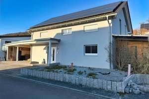 Einfamilienhaus mit Doppel- Carport in Küssaberg- Dangstetten – Die vollständige Adresse der Immobilie erhältst du vom Anbieter., 79790 Küssaberg – Vorschaubild 2