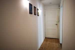 Möblierte 3 Zimmerwohnung Maxvorstadt. Zentral, ruhig im Hinterhof. Voll Ausgestattet. Dach Terasse – Erzgießereistraße 1, 80335 München – Vorschaubild 3