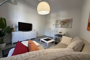 klimatisiert, löffelfertig vollständig möbliert und renoviert, 2 Zi, KDB und Balkon – Röhrenstraße 1, 40472 Rath, Düsseldorf – Vorschaubild 7