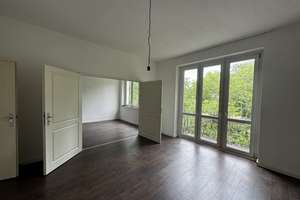 Endlich SÜDSTADT !! Helle Drei-Zimmer-Wohnung am Volksgarten – Die vollständige Adresse der Immobilie erhältst du vom Anbieter., 50677 Altstadt/Süd, Köln – Vorschaubild 3