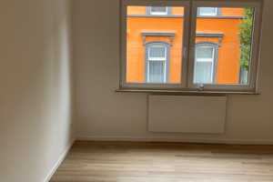 Sehr schöne und sanierte 3-Zimmer Wohnung mit Einbauküche *Ab SOFORT Verfügbar* – Vereinsstraße 11, 47799 Krefeld – Vorschaubild 4
