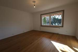 Gepflegtes Zweifamilienhaus mit Garten in ruhiger Lage – Die vollständige Adresse der Immobilie erhältst du vom Anbieter., 30179 Sahlkamp, Hannover – Vorschaubild 7