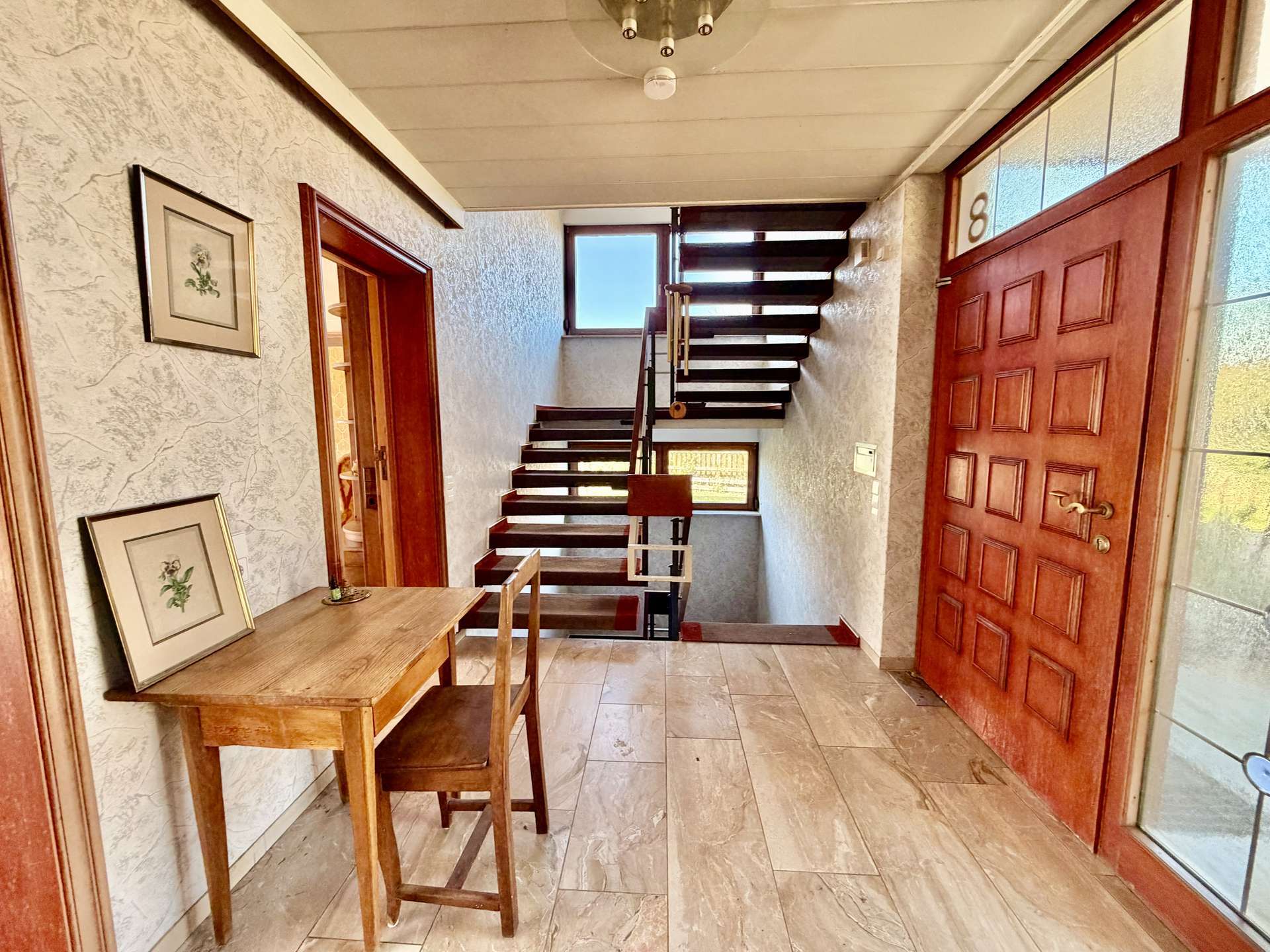 Immobilie in Sasbach am Kaiserstuhl - Charmantes Einfamilienhaus mit 5,5 Zimmern und großzügigem Grundstück - Bild 15