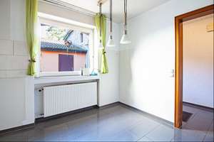 Charmantes Bruchsteinhaus mit zwei Wohneinheiten, großem Garten und vielseitigen Nutzungsmöglichke – Die vollständige Adresse der Immobilie erhältst du vom Anbieter., 52223 Stolberg (Rheinland) – Vorschaubild 12