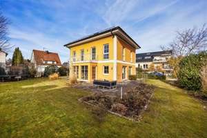 PLATZ FÜR DIE GANZE FAMILIE UND MEHR - Attraktive Stadtvilla mit großzügigem Garten in Toplage – Die vollständige Adresse der Immobilie erhältst du vom Anbieter., 81825 Gartenstadt Trudering, München – Vorschaubild 19