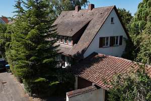 ZWEIFAMILIENHAUS MIT 
EINLIEGERWOHNUNG IN EINER 
TOPLAGE VON SCHWÄBISCH HALL – Die vollständige Adresse der Immobilie erhältst du vom Anbieter., 74523 Schwäbisch Hall – Vorschaubild 1