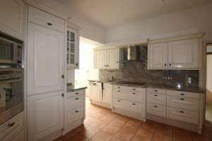 *Stilvoll wohnen mit Haus-im-Haus-Gefühl – Exklusive Altbauwohnung 160 m² -  mit EBK und Balkon* – Die vollständige Adresse der Immobilie erhältst du vom Anbieter., 40591 Wersten, Düsseldorf – Vorschaubild 4