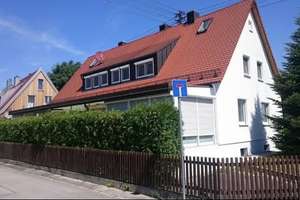 Gepflegtes Doppelhaushälfte mit Gartenanteil, Terrasse  – befristet für 1 Jahr zu vermieten