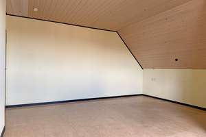 S-West: Dachgeschosswohnung mit großer Dachbühne & Doppelgarage (optional) – Die vollständige Adresse der Immobilie erhältst du vom Anbieter., 70178 Rotebühl, Stuttgart – Vorschaubild 6