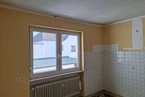 Wohn-/Geschäftshaus mit 2 Wohneinheiten, ehem. Bäckereifachgeschäft und Gewerbe-/Nutzflächen – Tassilostraße 7, 85126 Münchsmünster – Vorschaubild 31